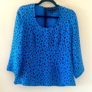 Nina Mclemore Blue Animal Print 100% Silk Top Scoop Neck Back Zip Size 4 Luxury
